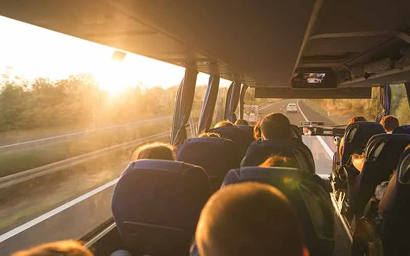 Reisegruppe im Bus